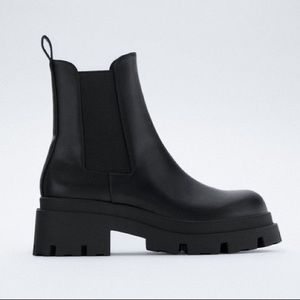 NWT Zara Low Heeled Lug Sole Ankle Boots